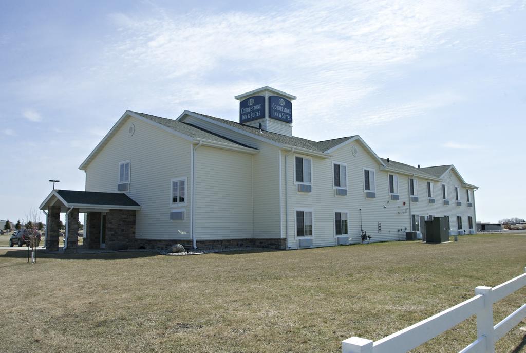 Cobblestone Inn & Suites - Langdon Zewnętrze zdjęcie