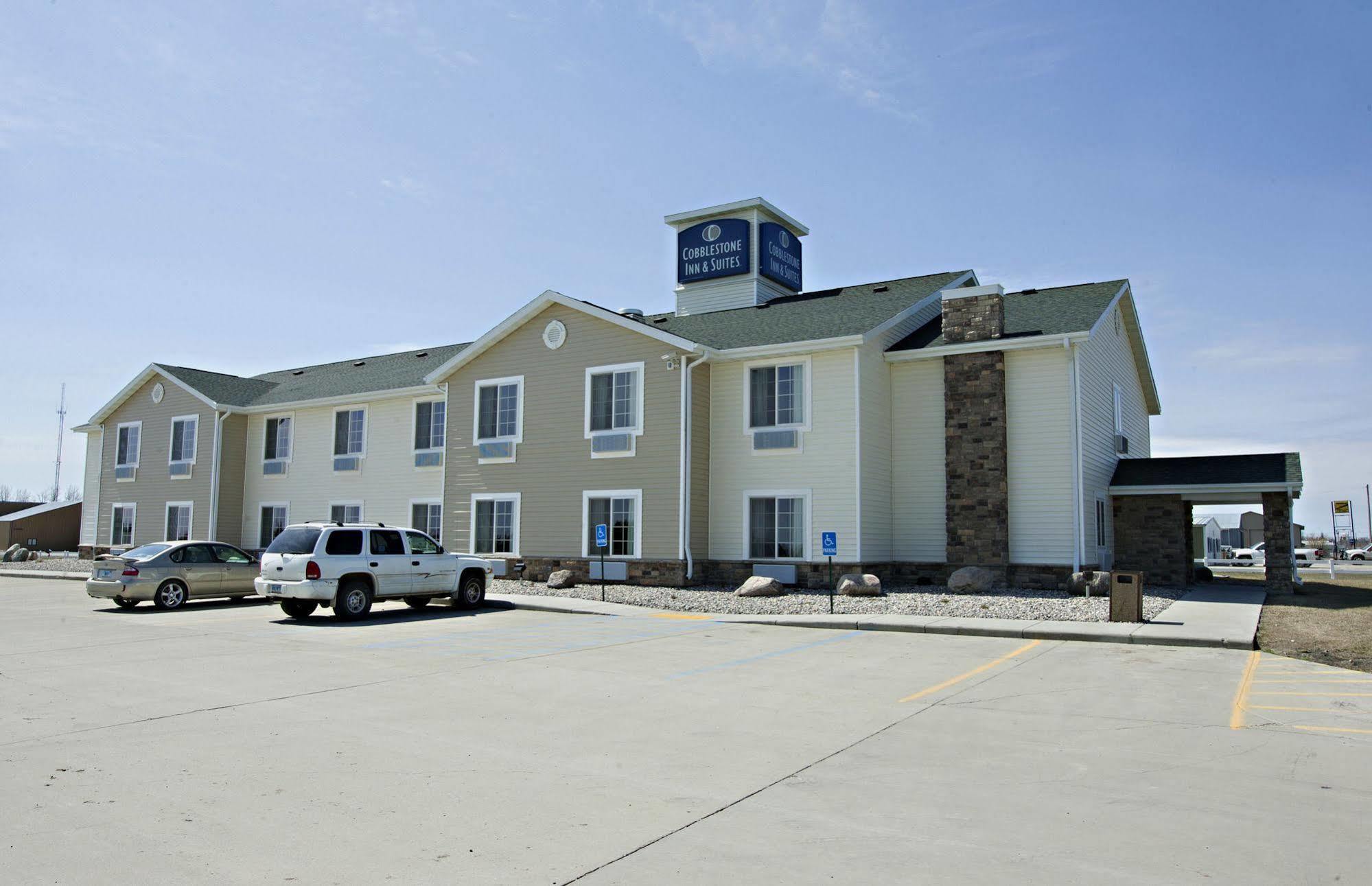 Cobblestone Inn & Suites - Langdon Zewnętrze zdjęcie