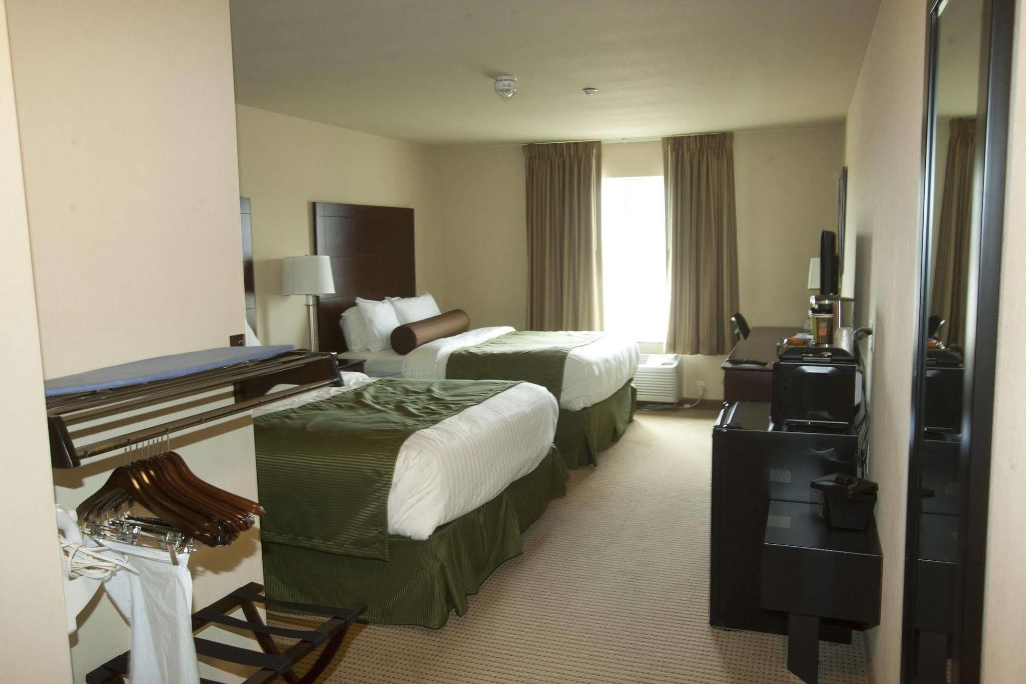 Cobblestone Inn & Suites - Langdon Zewnętrze zdjęcie