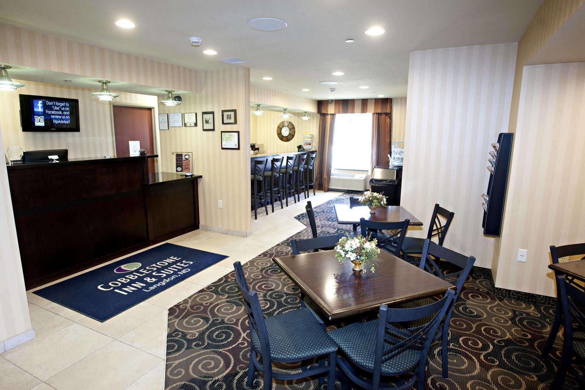 Cobblestone Inn & Suites - Langdon Zewnętrze zdjęcie